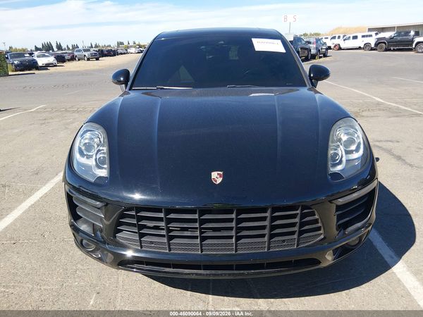 2018 PORSCHE MACAN