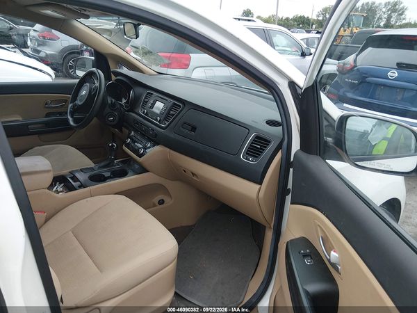 2016 KIA SEDONA LX — I5