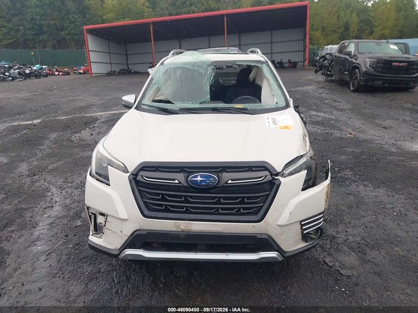 2024 SUBARU FORESTER TOURING — I115