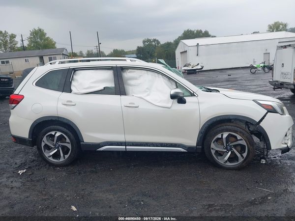 2024 SUBARU FORESTER TOURING — I116