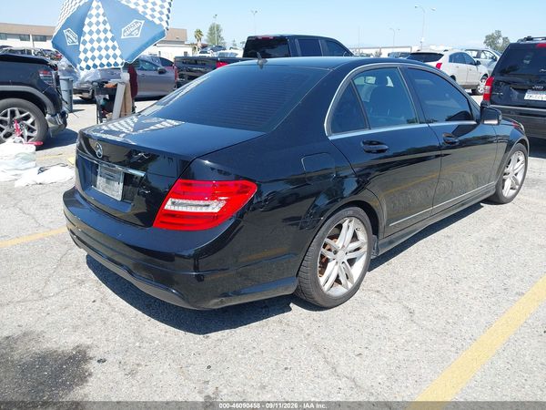 2013 MERCEDES-BENZ C 250 SPORT — I4