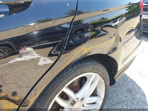 2013 MERCEDES-BENZ C 250 SPORT — I86