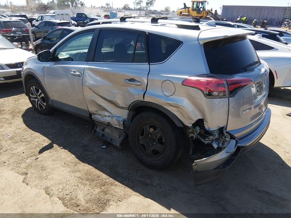 2018 TOYOTA RAV4 LE — I3