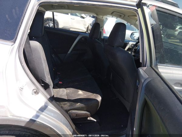 2018 TOYOTA RAV4 LE — I8