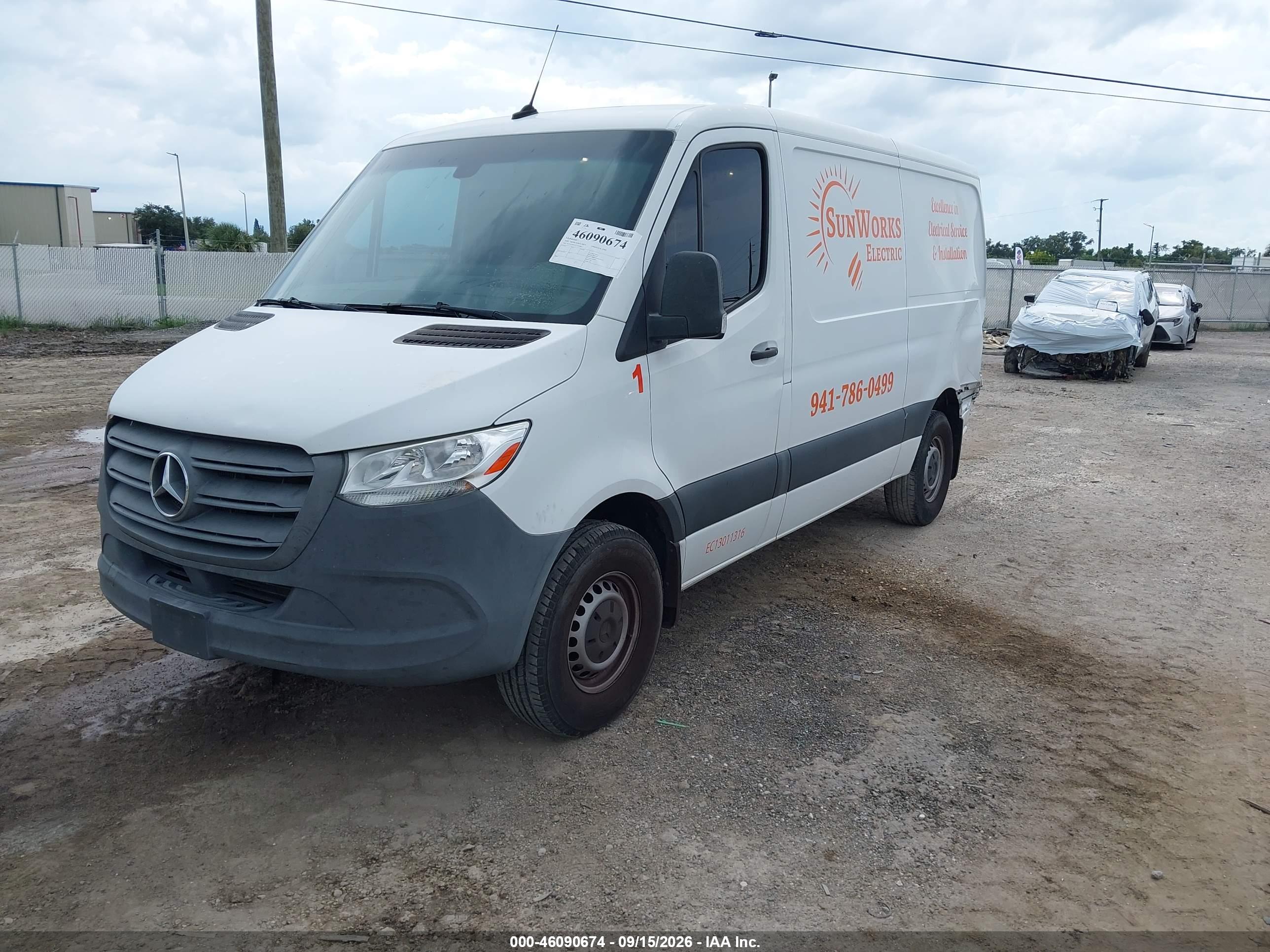 2020 MERCEDES-BENZ SPRINTER 2500 STANDARD ROOF V6 — I2