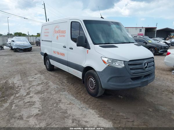 2020 MERCEDES-BENZ SPRINTER 2500 STANDARD ROOF V6 — I1
