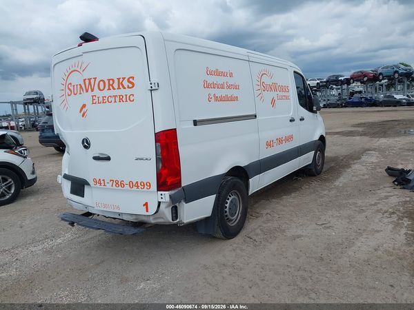 2020 MERCEDES-BENZ SPRINTER 2500 STANDARD ROOF V6 — I4