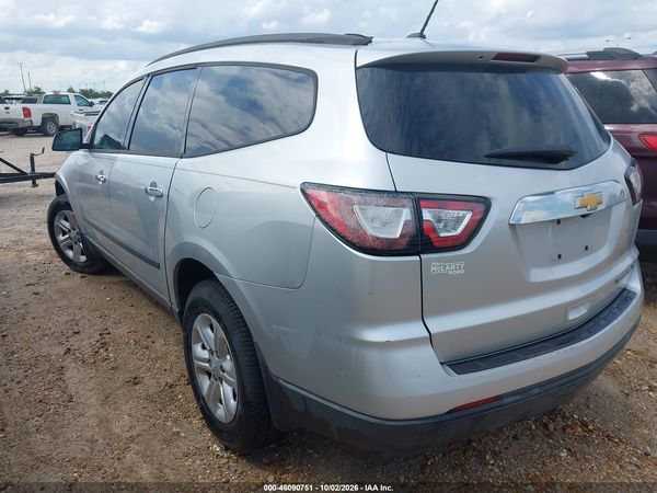 2013 CHEVROLET TRAVERSE LS — I3
