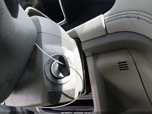 2013 CHEVROLET TRAVERSE LS — I11