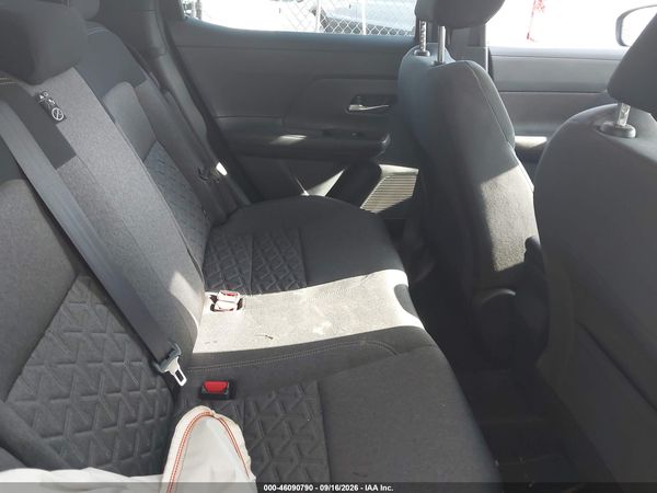 2025 NISSAN KICKS SV INTELLIGENT AWD — I8
