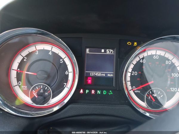 2016 DODGE GRAND CARAVAN R/T — I7