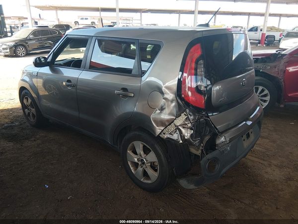 2017 KIA SOUL Base — I3