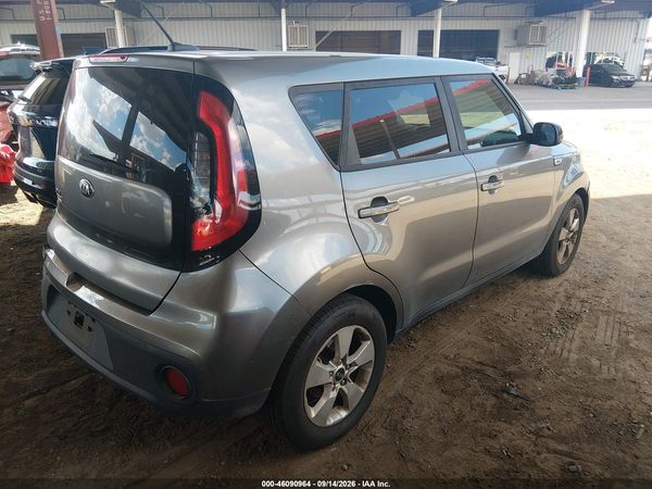 2017 KIA SOUL Base — I4