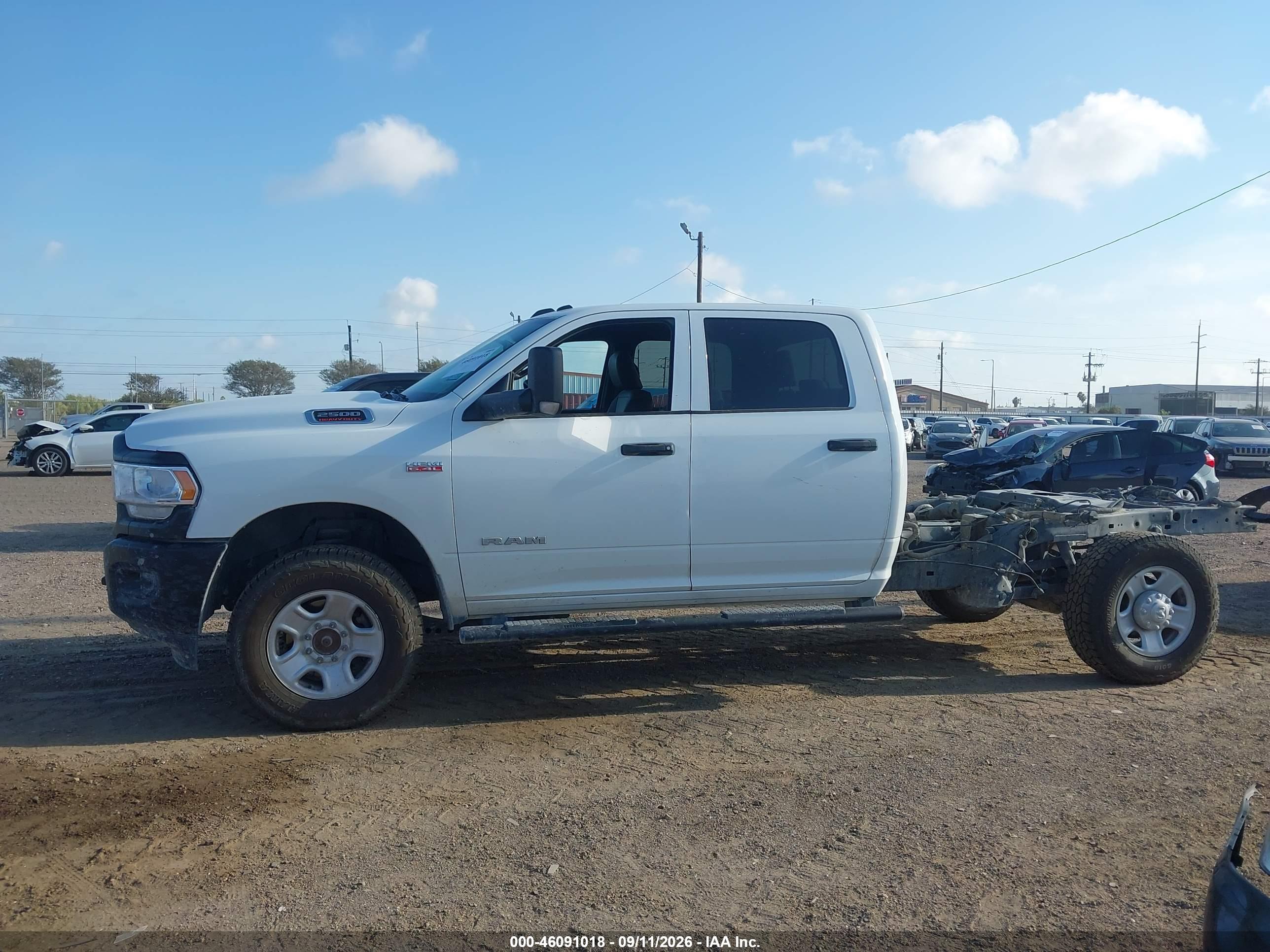 2022 RAM 2500 TRADESMAN  4X4 8' BOX