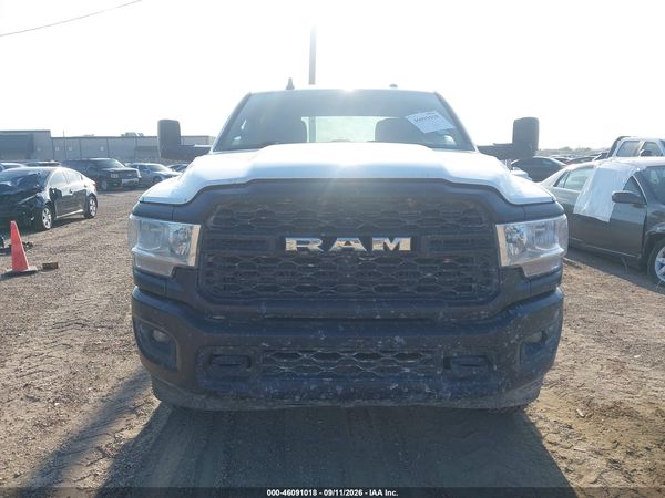 2022 RAM 2500 TRADESMAN  4X4 8' BOX