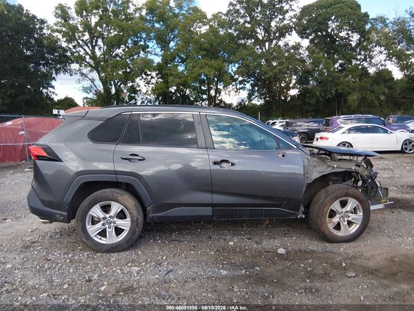 2021 TOYOTA RAV4 XLE — I116