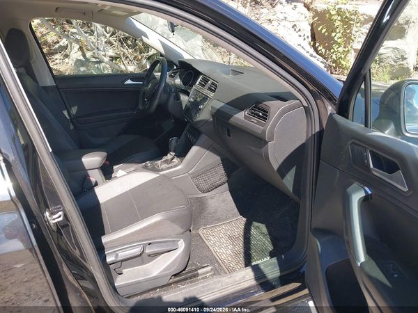 2020 VOLKSWAGEN TIGUAN — I5