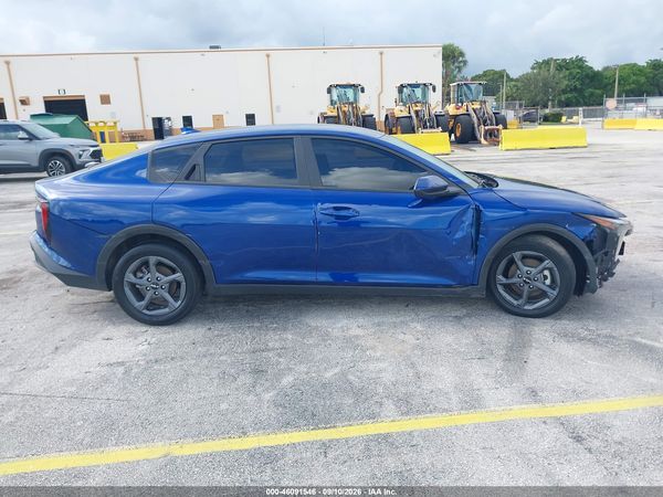 2025 KIA K4 LXS