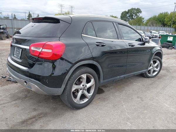 2019 MERCEDES-BENZ GLA 250 GLA250