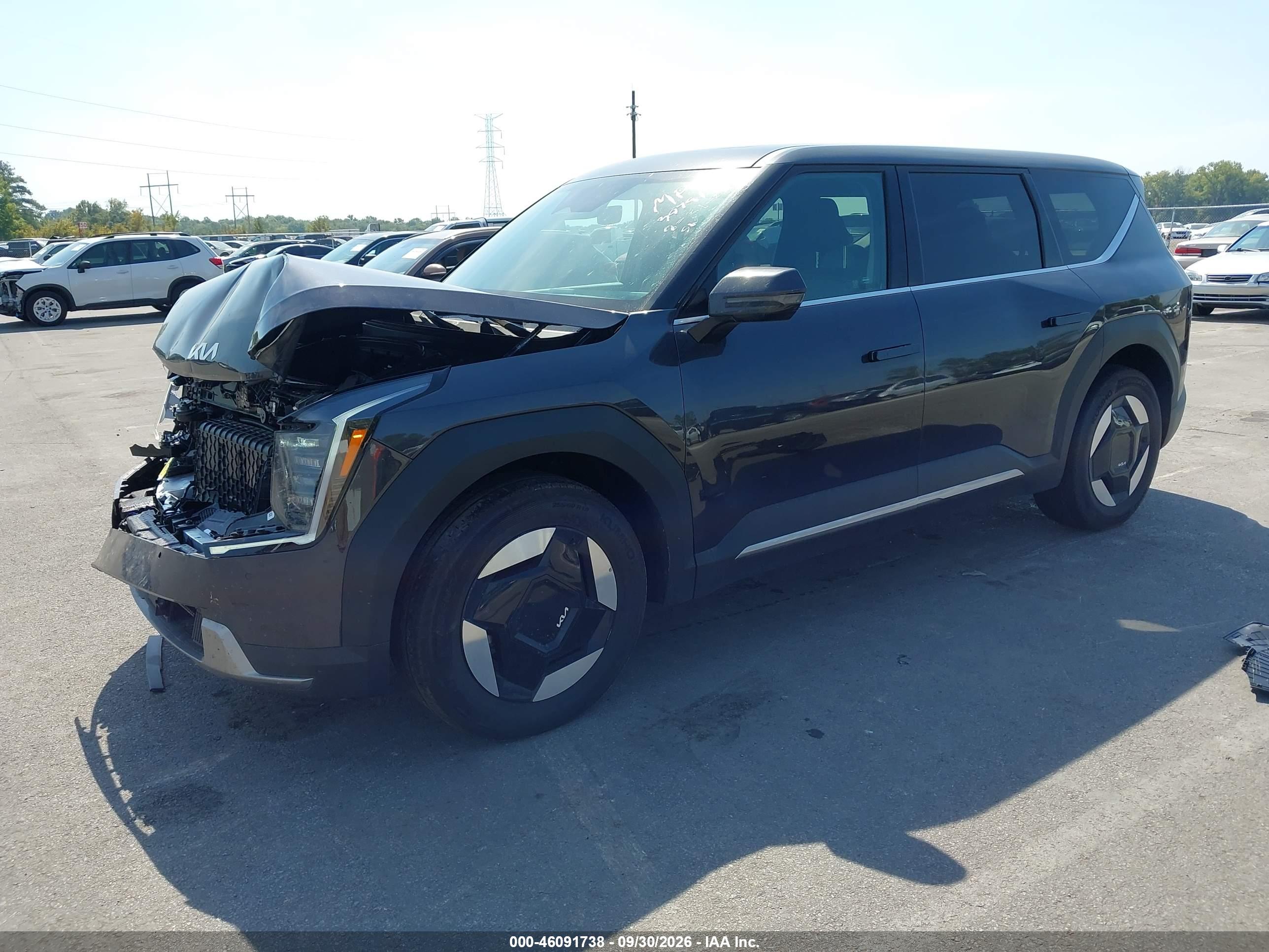 2026 KIA EV9 LIGHT LONG RANGE — I2
