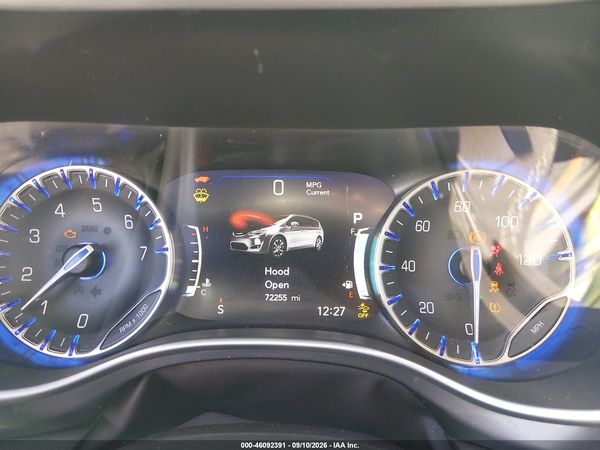 2018 CHRYSLER PACIFICA TOURING L — I7