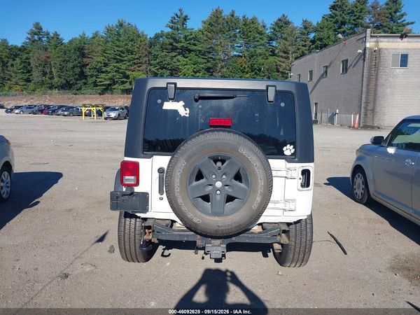 2016 JEEP WRANGLER UNLIMITED SPORT — I119