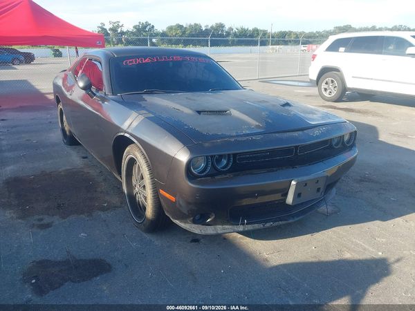 2015 DODGE CHALLENGER SXT