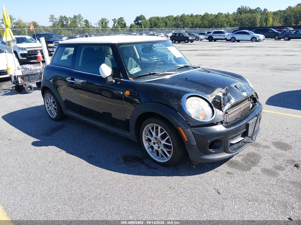 2012 MINI COOPER