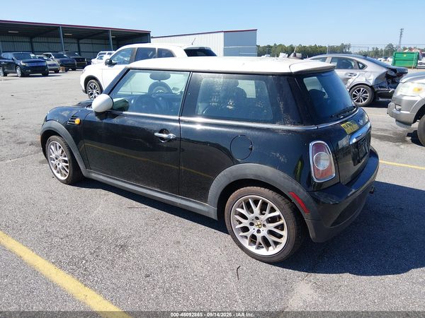 2012 MINI COOPER