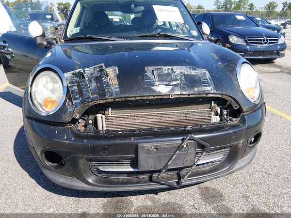 2012 MINI COOPER
