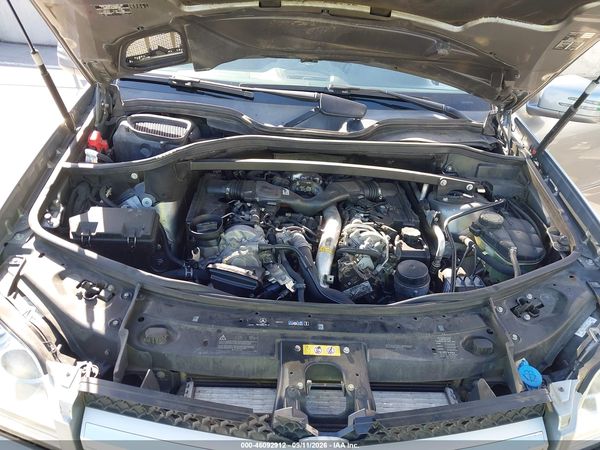 2012 MERCEDES-BENZ GL 350 BLUETEC 4MATIC — I10