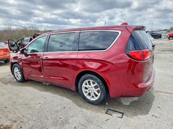 2017 CHRYSLER PACIFICA