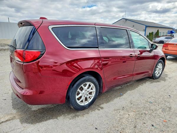2017 CHRYSLER PACIFICA