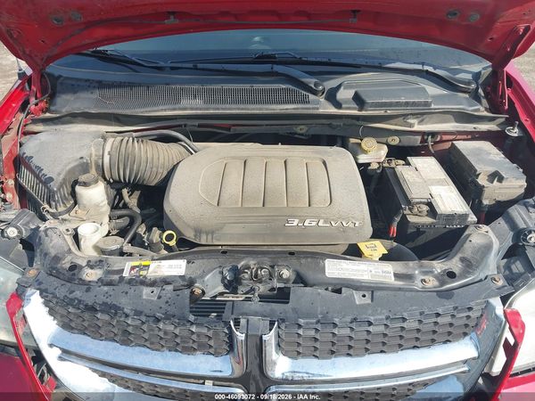 2013 DODGE GRAND CARAVAN SXT — I10