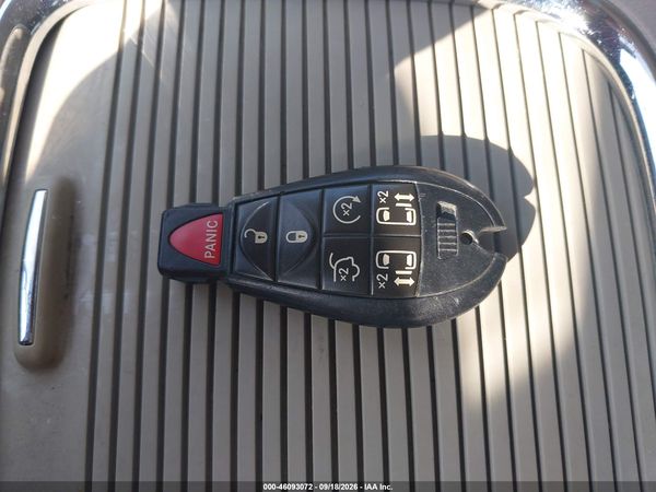 2013 DODGE GRAND CARAVAN SXT — I11