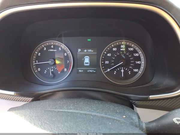 2019 HYUNDAI TUCSON SE — I7