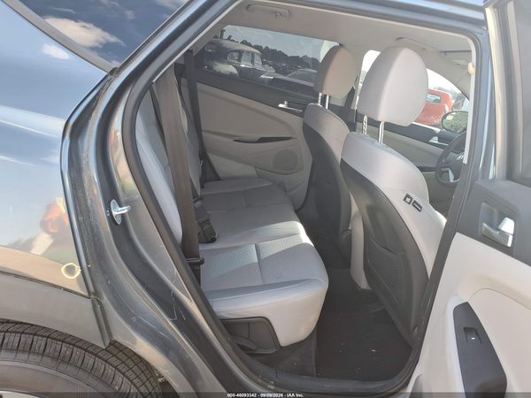 2019 HYUNDAI TUCSON SE — I8