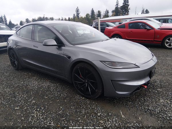 2024 TESLA MODEL 3 — I1