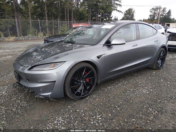 2024 TESLA MODEL 3 — I2