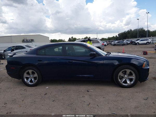 2014 DODGE CHARGER SE — I116