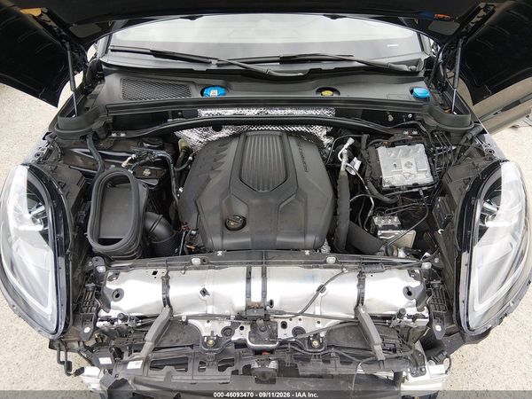 2023 PORSCHE MACAN T
