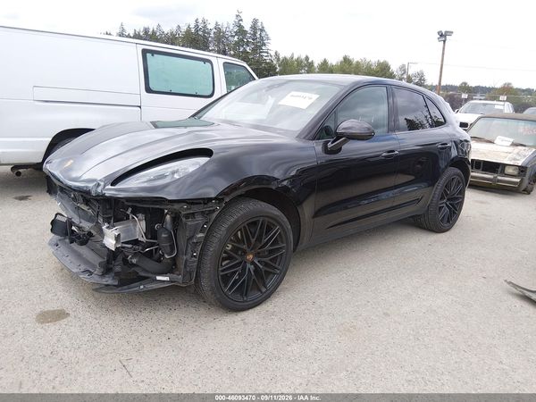 2023 PORSCHE MACAN T