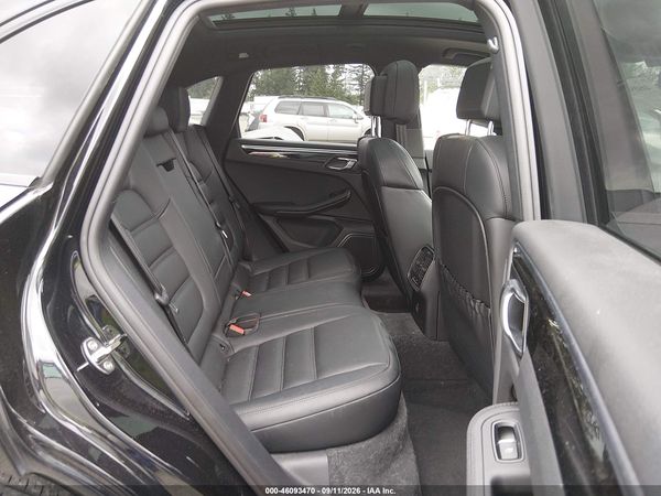 2023 PORSCHE MACAN T