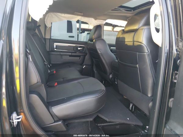 2017 RAM 1500 NIGHT  4X2 5'7 BOX