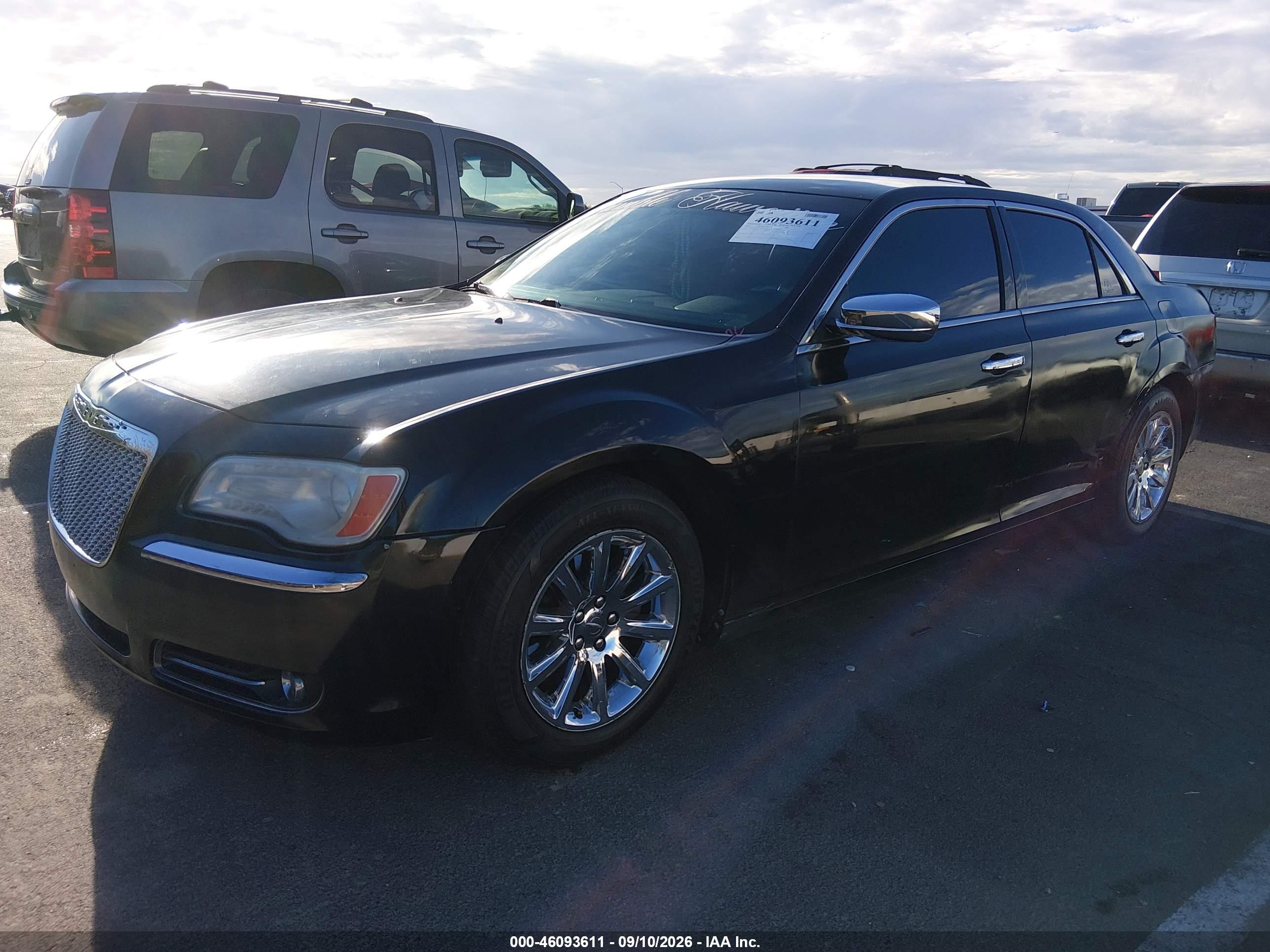 2012 CHRYSLER 300 LIMITED — I2