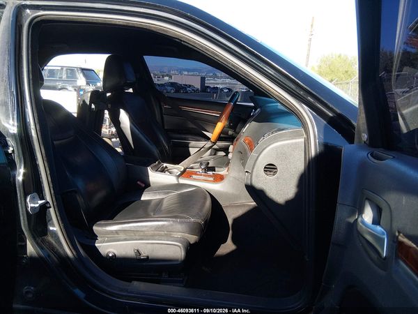 2012 CHRYSLER 300 LIMITED — I5