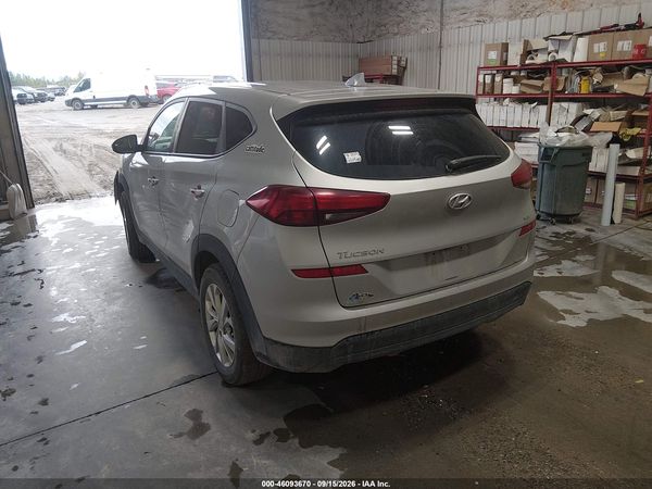 2020 HYUNDAI TUCSON SE — I3