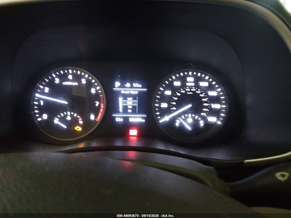 2020 HYUNDAI TUCSON SE — I7