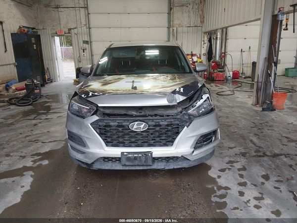 2020 HYUNDAI TUCSON SE — I115
