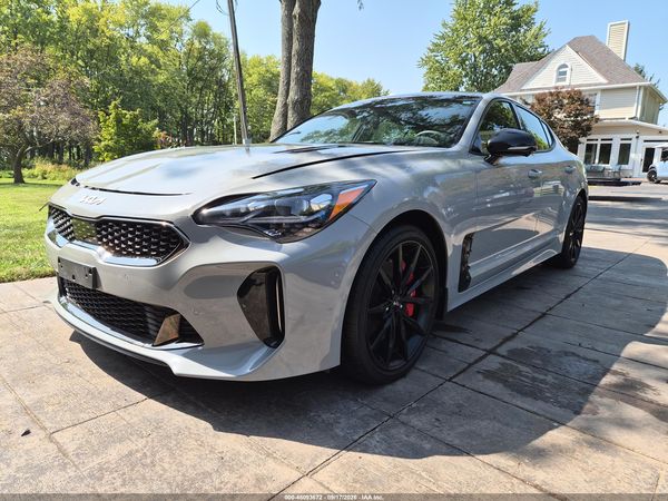2023 KIA STINGER GT2 — I2